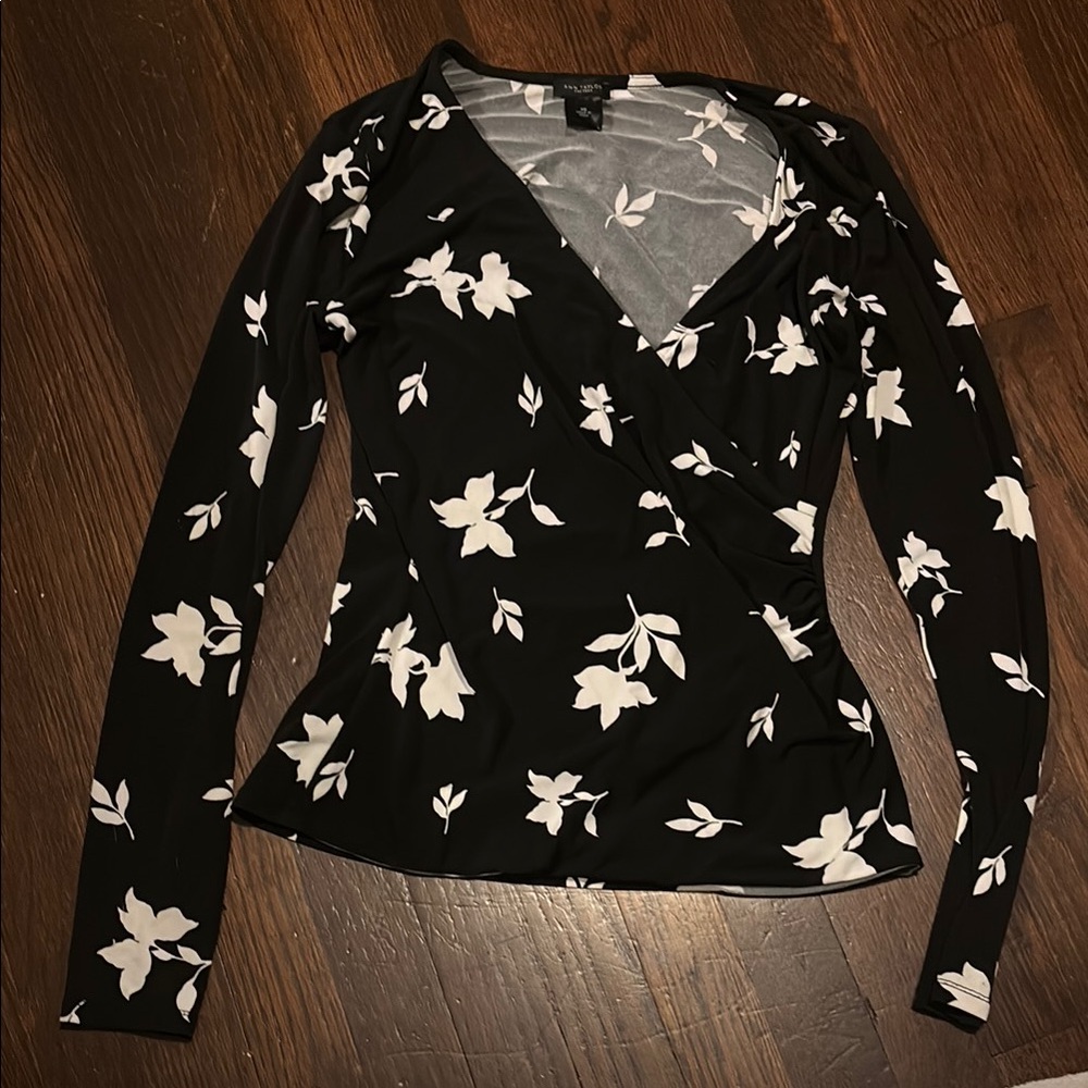 Women's Black Floral Top